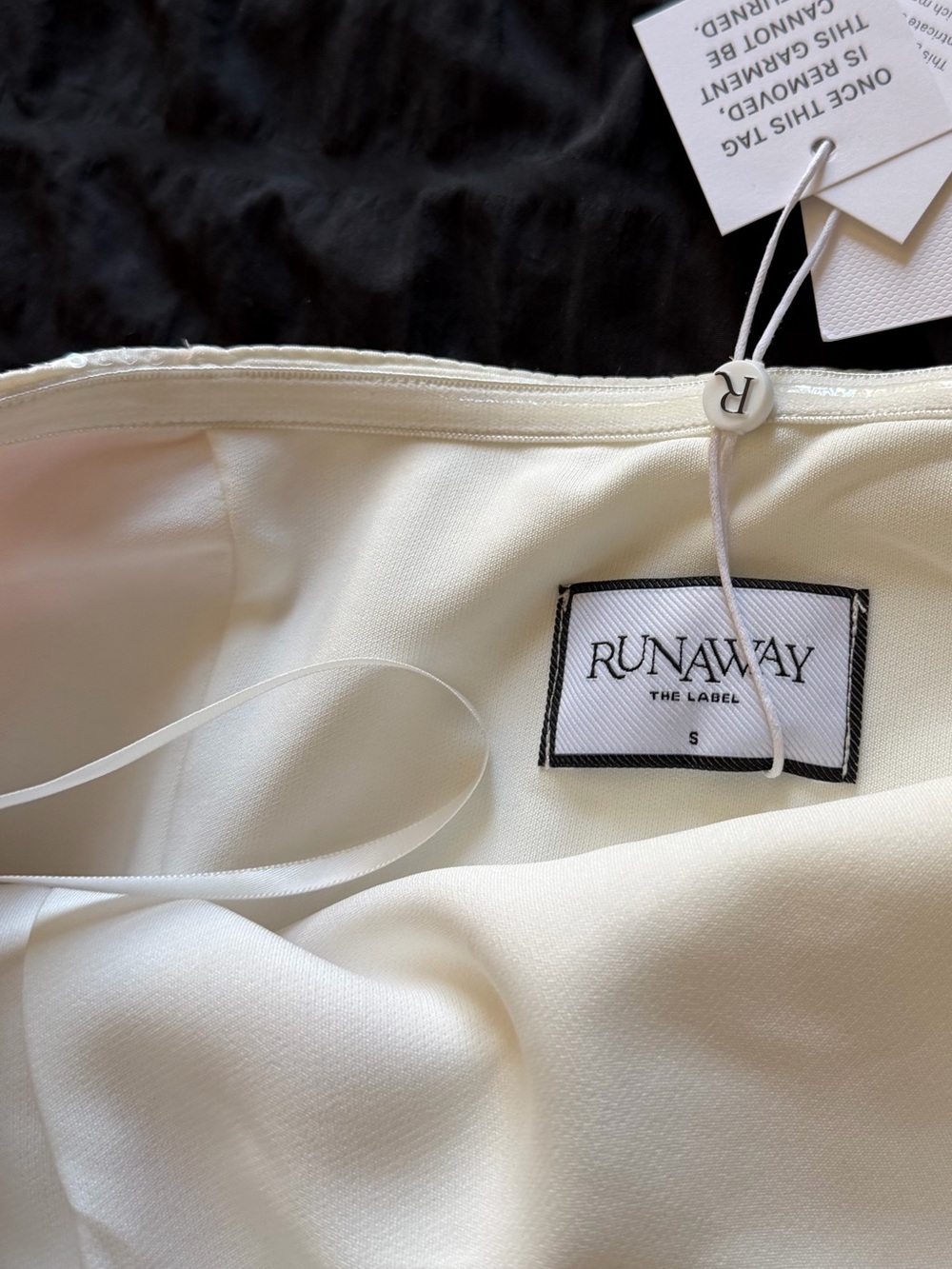 Runaway the label dress - Picture 3 of 3